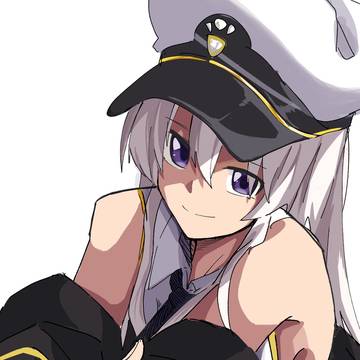 座ってます