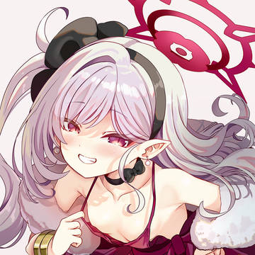 ムツキ(ドレス)