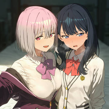 六花とアカネ