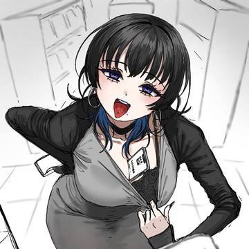 仕事中に現れる　目のやり場に困るお姉さん
