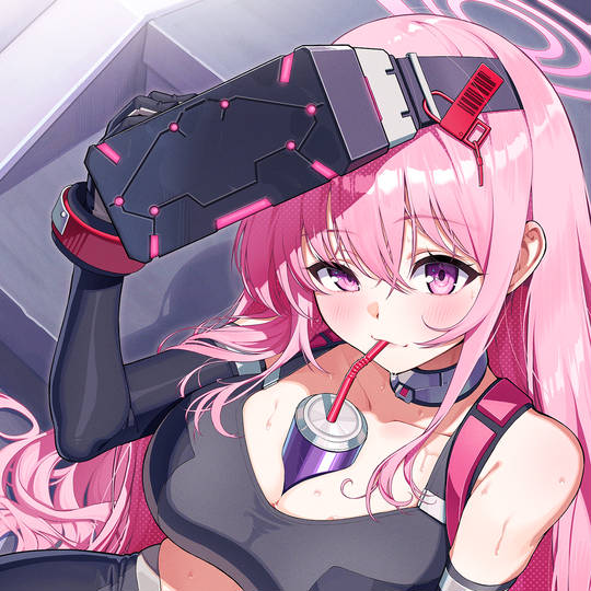 変な服着てないエイミ