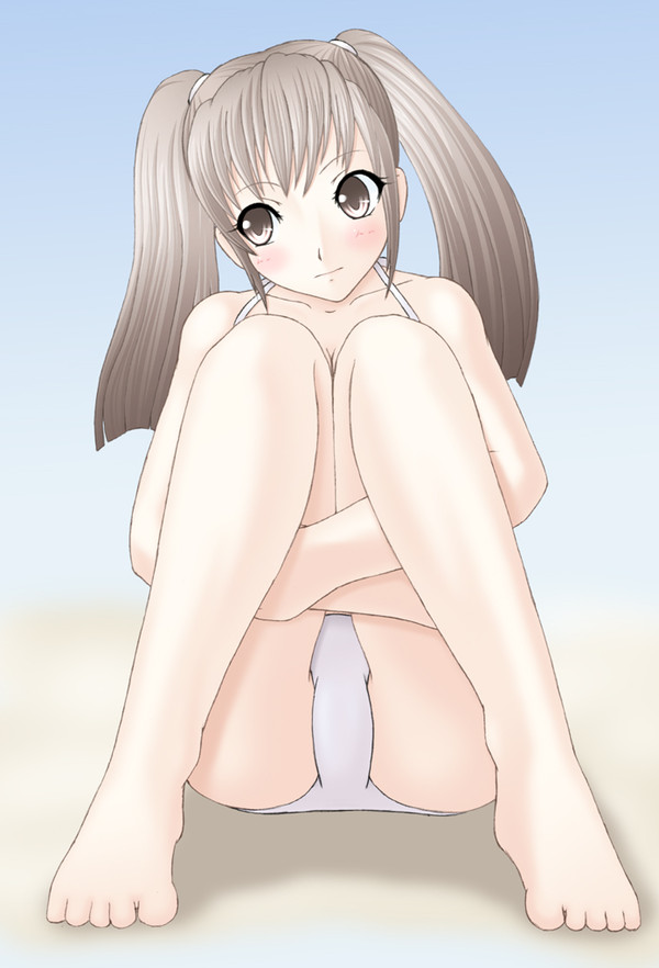 アリシアさんは水着で。