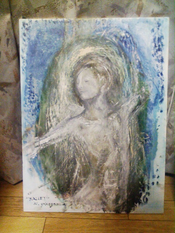 woman dancing