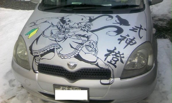 痛車ボンネット部分