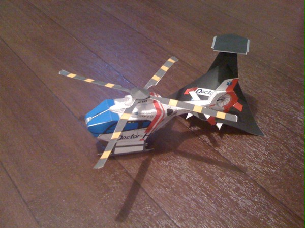 えつこ手作りドクターヘリ