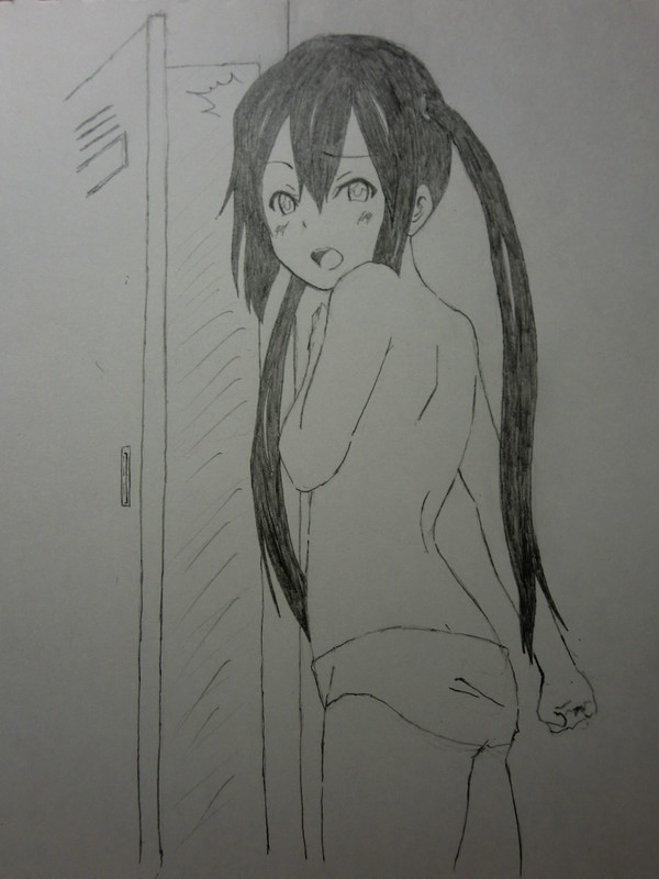 お着替え中あずにゃん