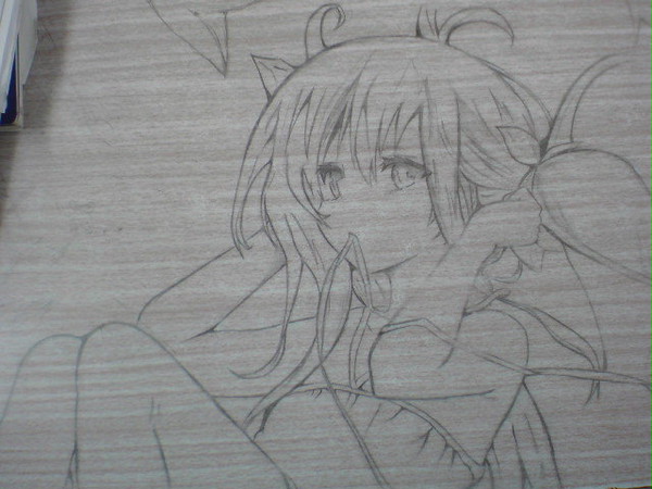 学校の机に描いてみた