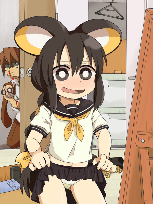 現役時代の制服を見つけて悪乗りしちゃうマクダイラさんじゅうにさい
