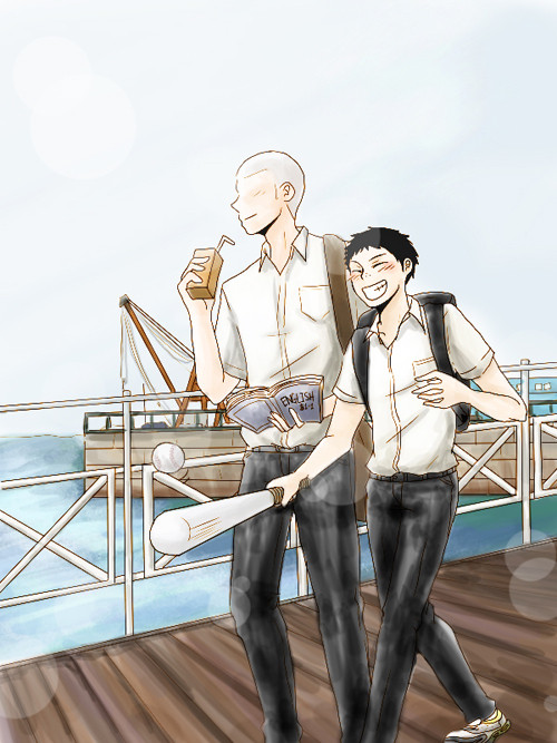 タジハナ、海で…