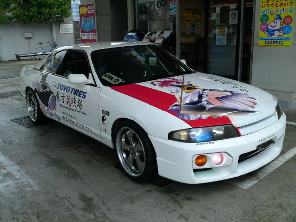 痛車 四季映姫&小野塚小町仕様スカイラインR33typeM