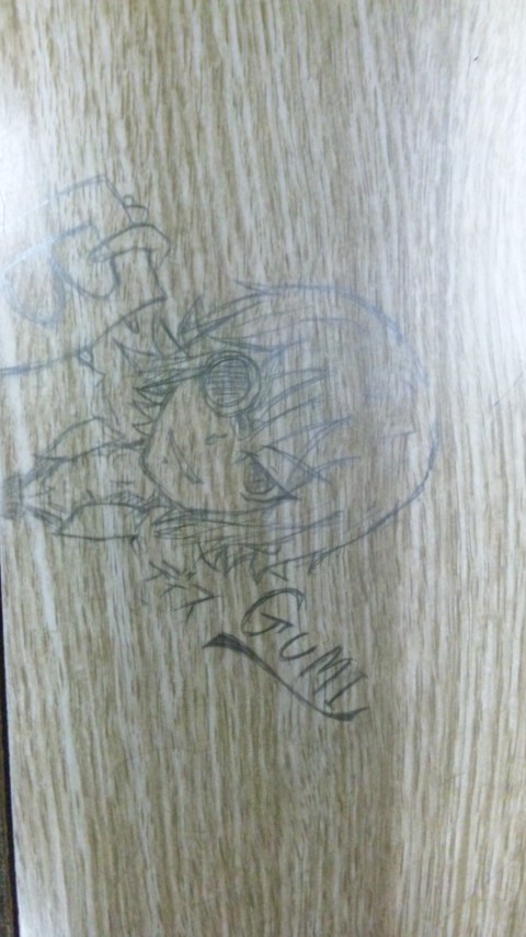 机の落書き