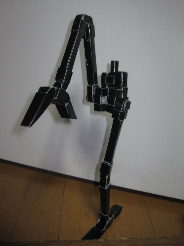 初のペーパークラフト