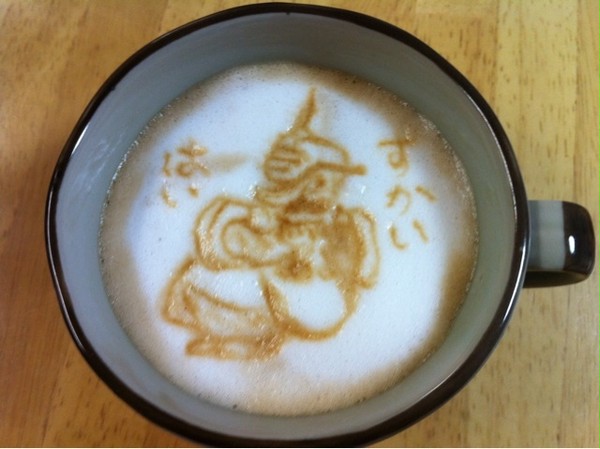 【コーヒーアート】ぼくらのヒーロースカイハイ