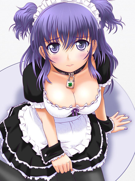 胸をアピール