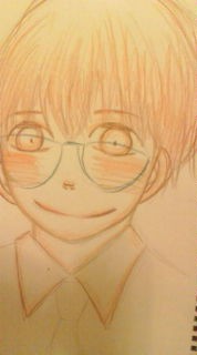 微笑む人。