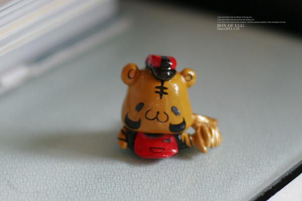 Hold in hand————JR？BANANA！
