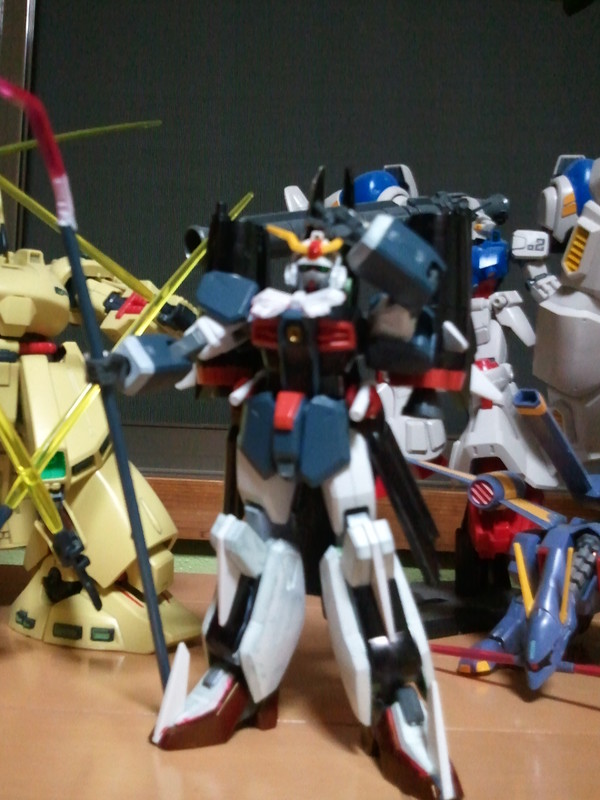 ニャル子ガンダムを作ろうとしていたんだ