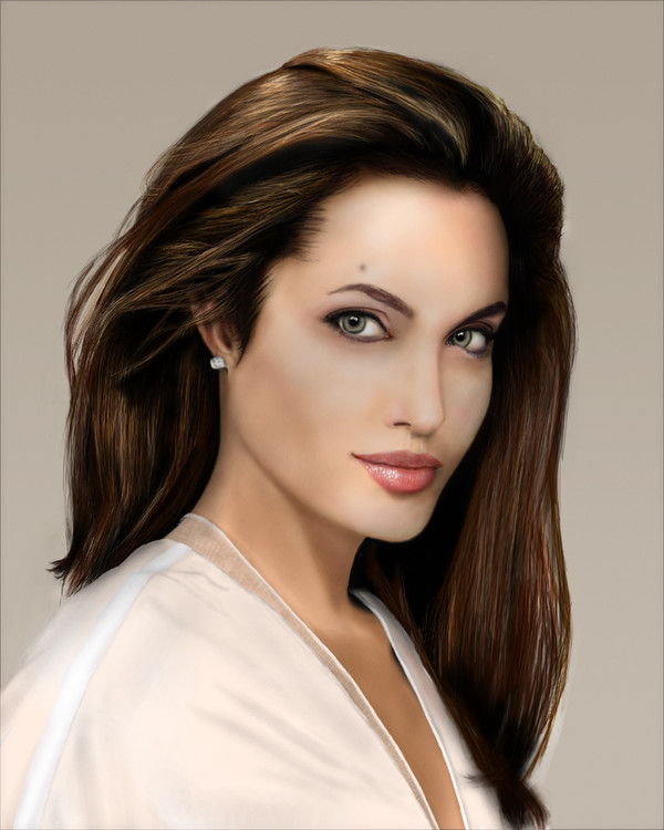 Angelina Jolie