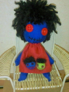 青い人形作ってみたよ