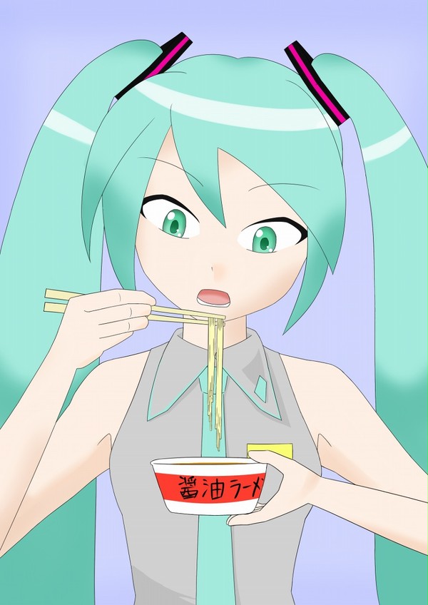 カップ麺を食べるミクさん
