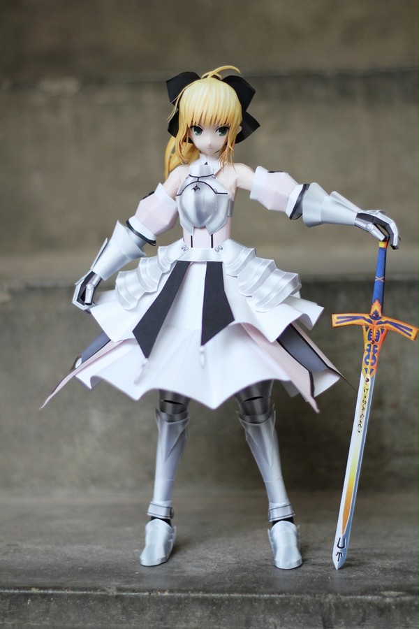 Saber lily