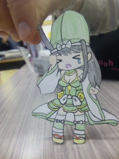 「痛いですわ！」
