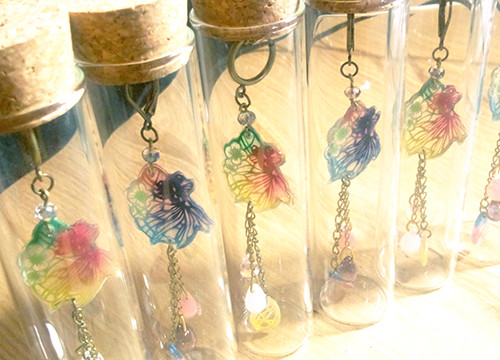 切り絵の金魚ピアス&イヤリング