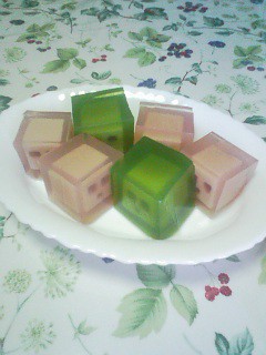 【作ってみた】ｽﾗｲﾑ＆ﾏｸﾞﾏｷｭｰﾌﾞ【可食】