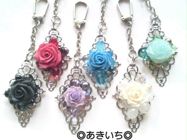 樹脂薔薇ﾋﾞｰｽﾞｷｰﾎﾙﾀﾞｰ