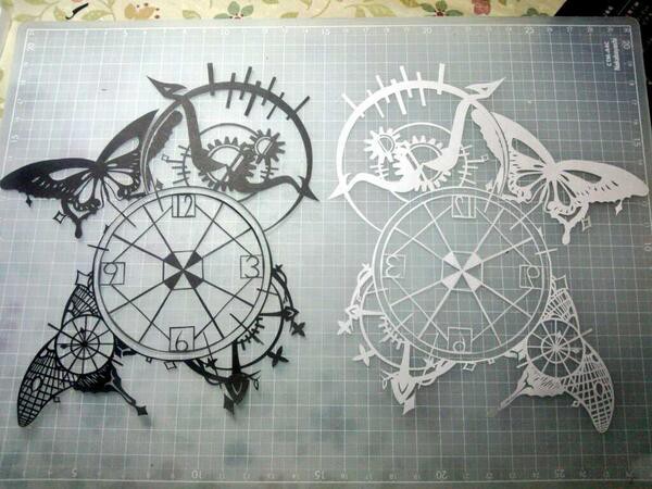 【切り絵】時計と蝶
