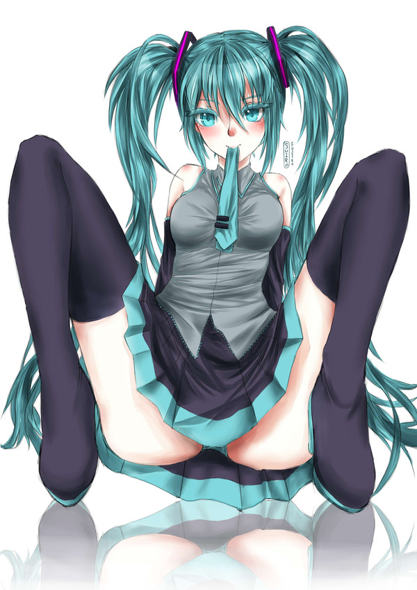 <3