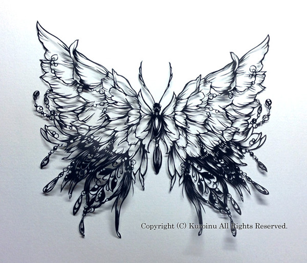 切り絵　『花びら蝶』