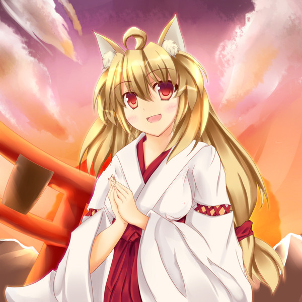 キツネ巫女さん