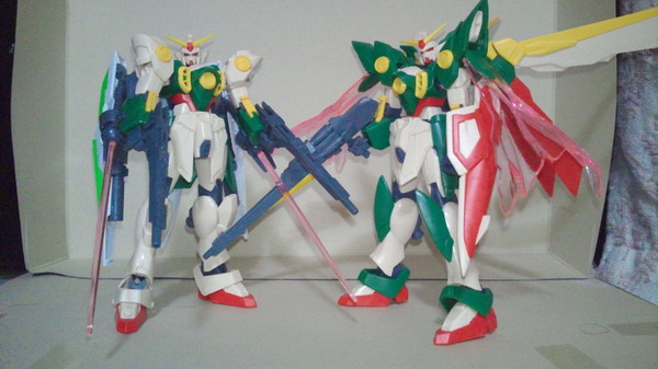改造ウイングガンダムフェニーチェ(試作段階)
