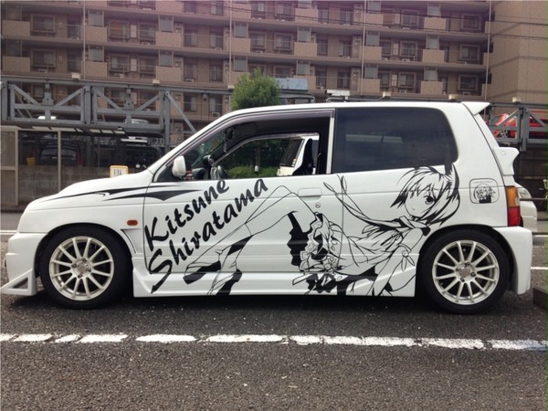 切り絵で痛車作成