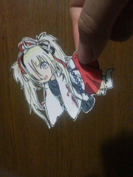 スカートつまみ