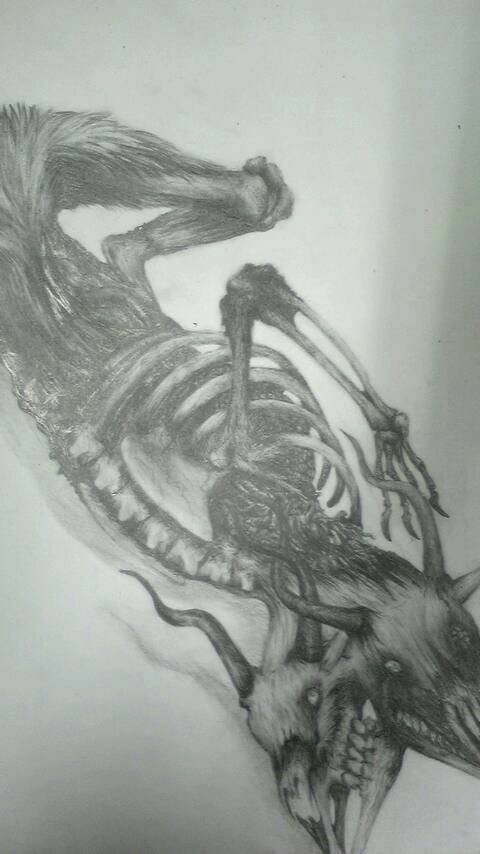 奇形のドラゴンの死体