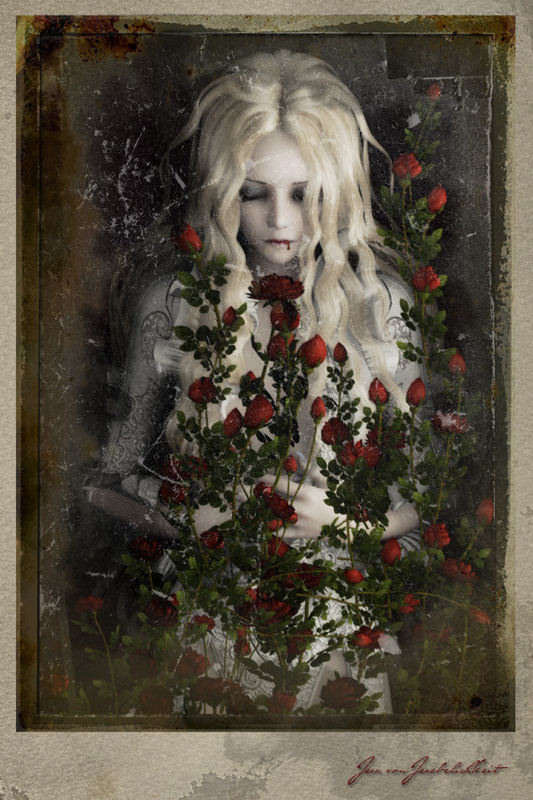 LIVING DEAD GIRL