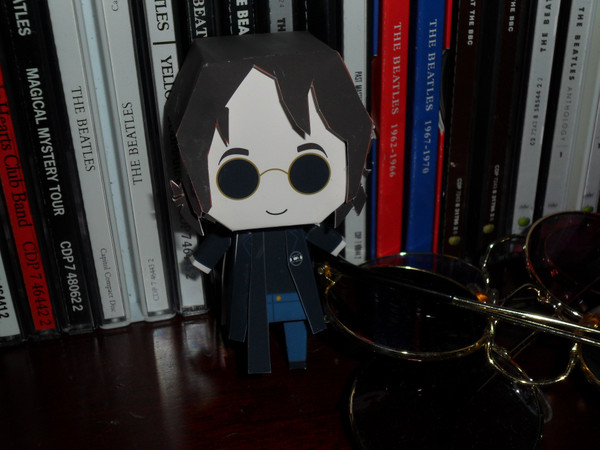 70's John Lennon Papercraft