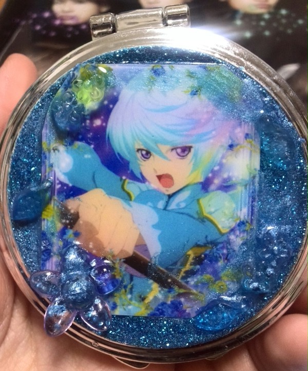 レジン工作　ミクリオ・コンパクトミラー