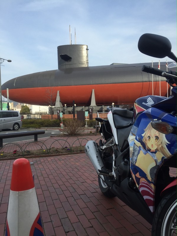 潜水艦と島風