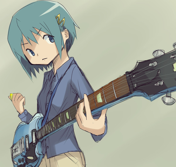 ギターを弾いてる美樹さやか
