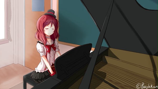 maki playing on the piano