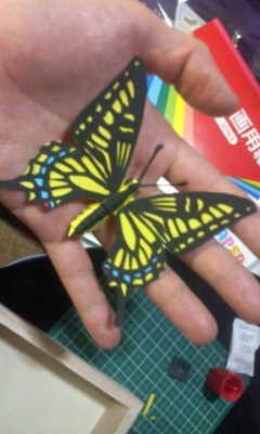 アゲハチョウの切り紙細工