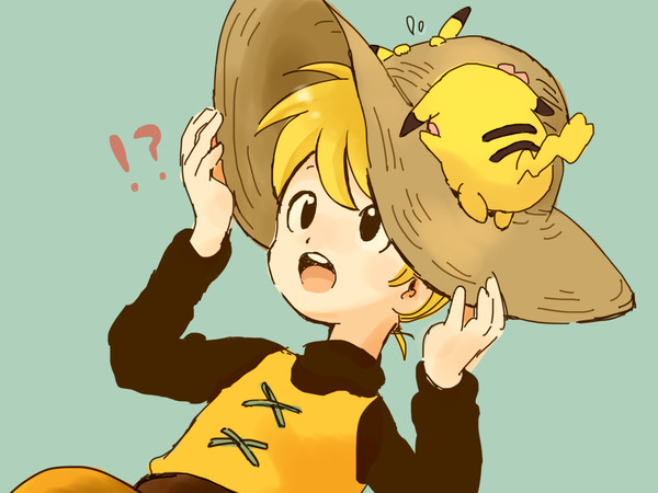 イエロー