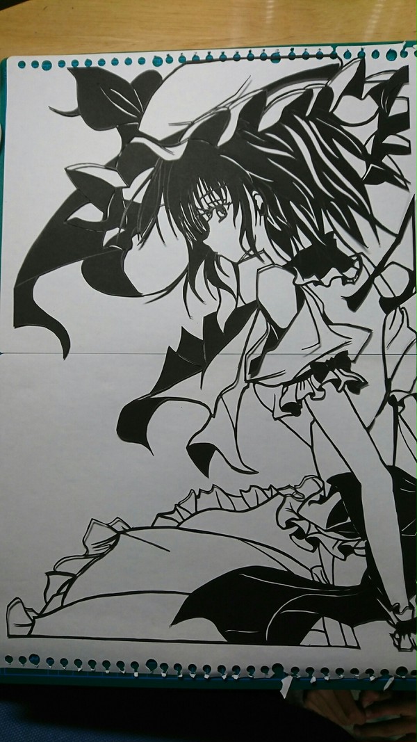 切り絵のレミリア完成～(^_^;)