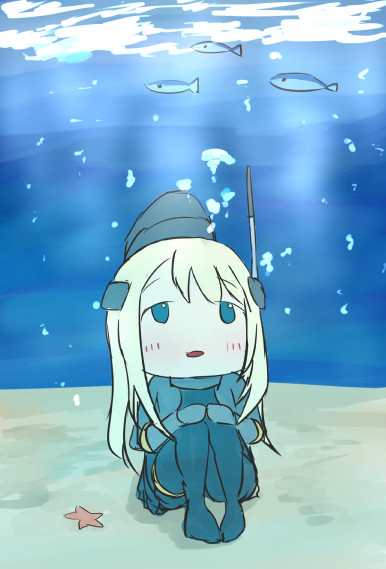 海面を見上げると幻想的…です。