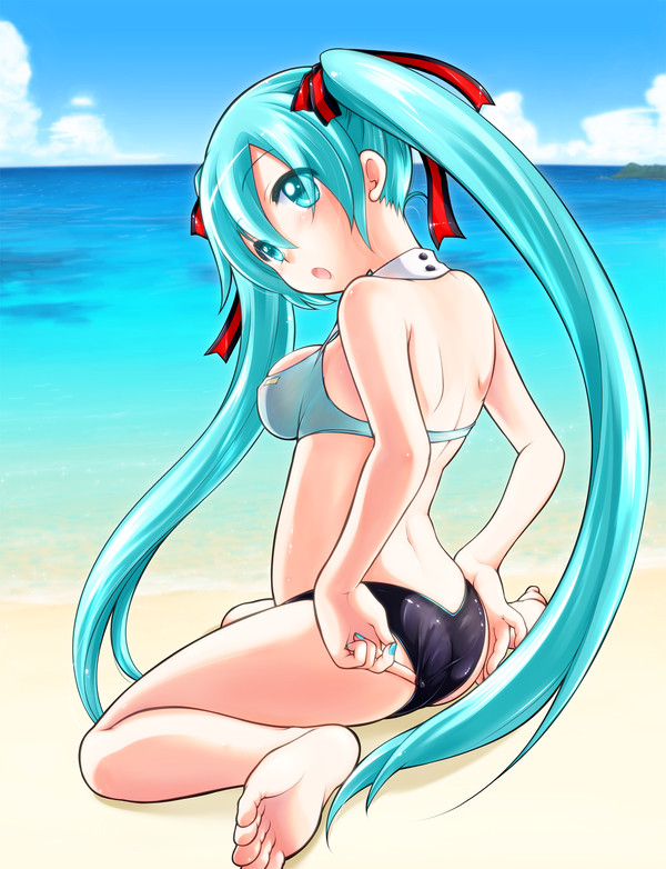 水着ミクさん。