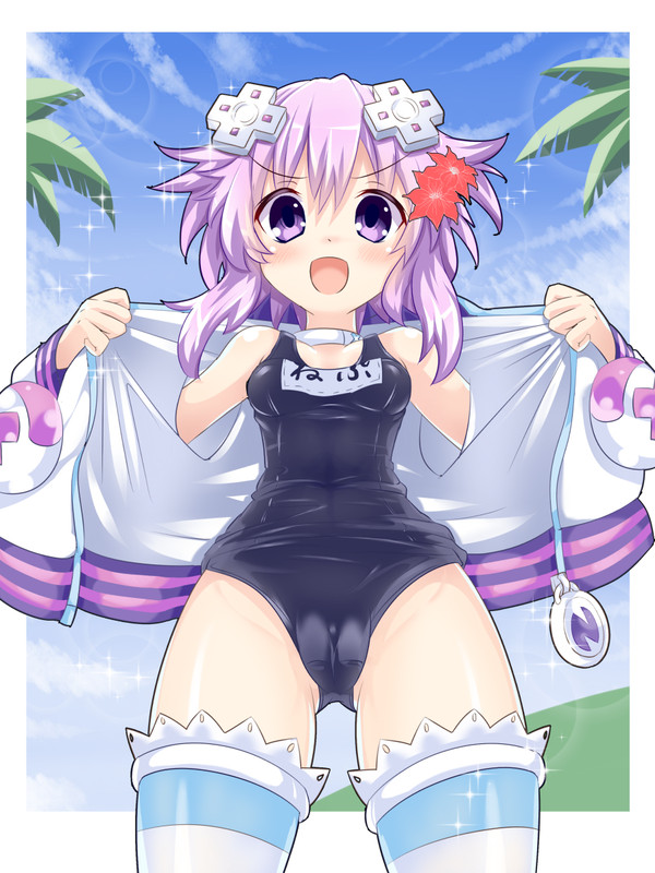残念、中は水着だ！