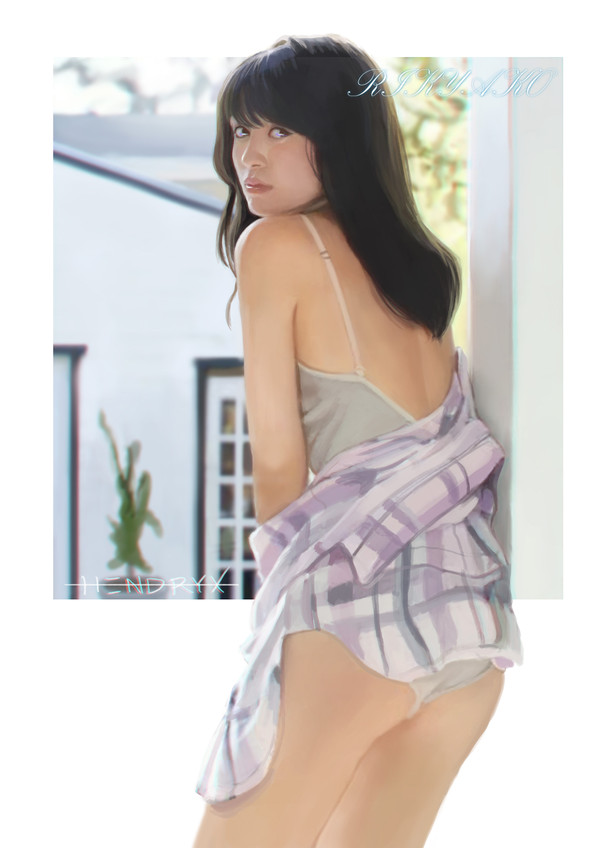 逢田 梨香子